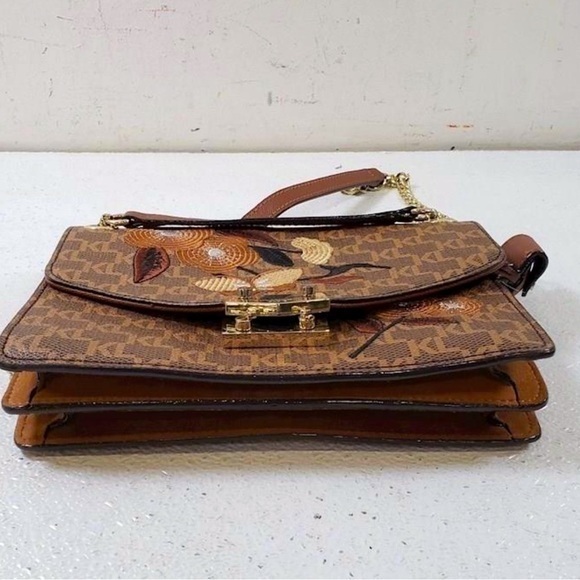 Karl Lagerfeld  Flower & Butterfly Crossbody Bag Certified Authentic 🔥EUC🔥 - Picture 16 of 16